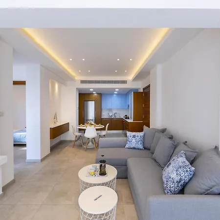 Villa Imagine You And Your Family Renting This Perfect Beachfront Apartment, 1388 Larnaca